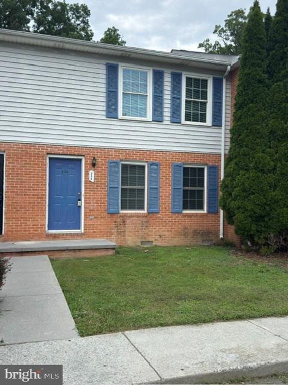 236 NOTTOWAY DR, Stephens City, VA 22655