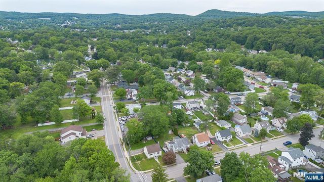 3 Roy Avenue, Bloomingdale, NJ 07403