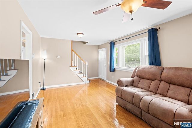 3 Roy Avenue, Bloomingdale, NJ 07403