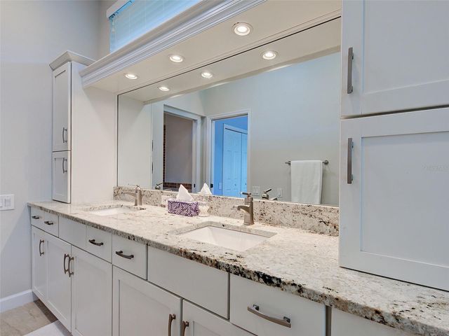 311 LANSBROOK DRIVE, Venice, FL 34292