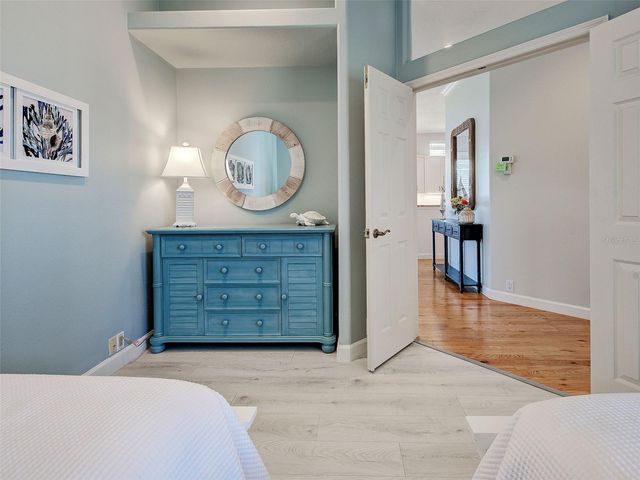 311 LANSBROOK DRIVE, Venice, FL 34292