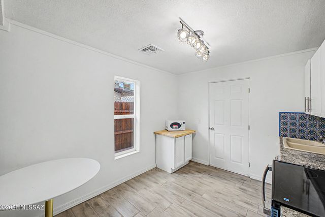 3919 S Liberty Avenue, Tucson, AZ 85714