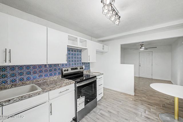 3919 S Liberty Avenue, Tucson, AZ 85714