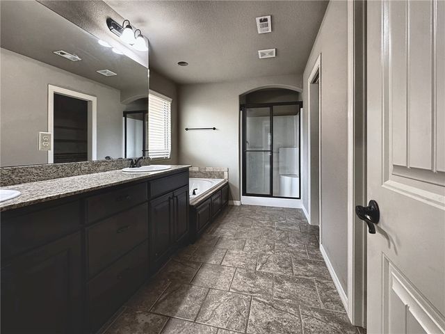 2700 Calm Ridge, Bentonville, AR 72713