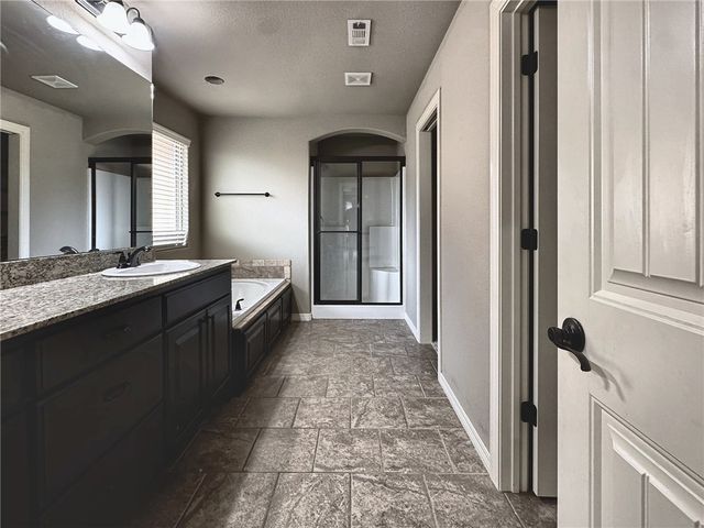 2700 Calm Ridge, Bentonville, AR 72713