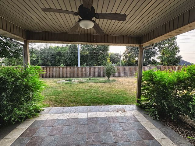 2700 Calm Ridge, Bentonville, AR 72713