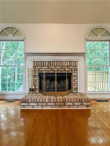 1202 Kaylyn Court NW, Kennesaw, GA 30152