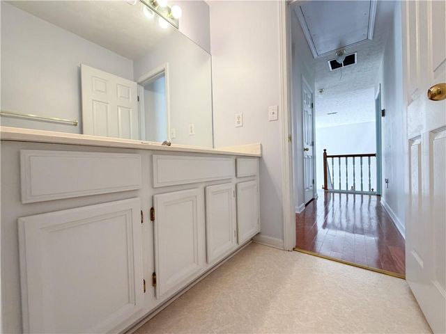 1202 Kaylyn Court NW, Kennesaw, GA 30152