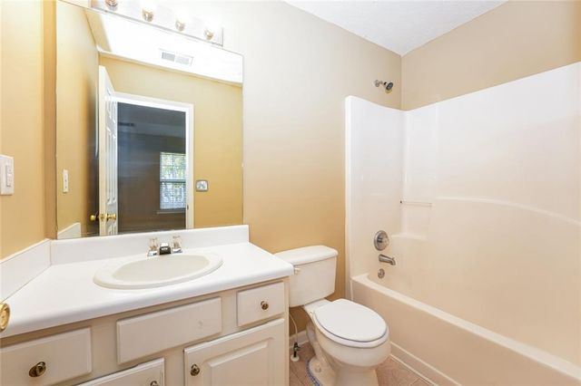 3139 Panthers Trace, Decatur, GA 30034