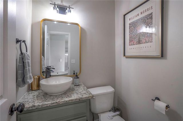 6719 W 147th Terrace, Overland Park, KS 66223