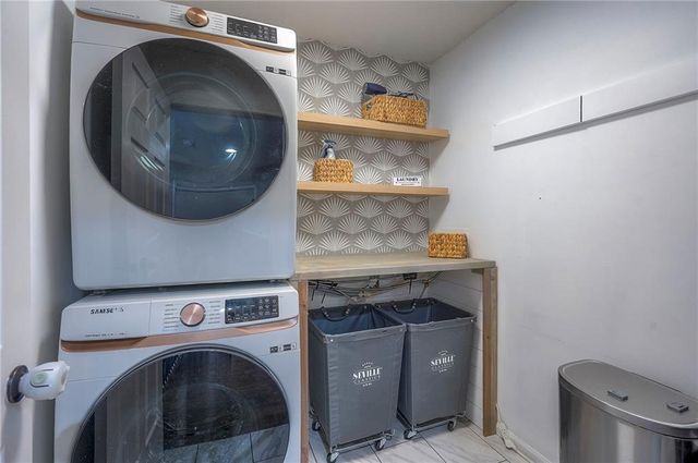 6719 W 147th Terrace, Overland Park, KS 66223