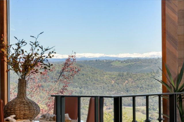 5161 Coyote Pass Rd, Shingle Springs, CA 95682