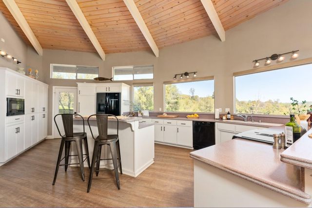 5161 Coyote Pass Rd, Shingle Springs, CA 95682