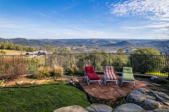 5161 Coyote Pass Rd, Shingle Springs, CA 95682