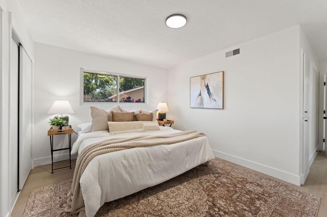 7577 Lemarsh Way, Sacramento, CA 95822