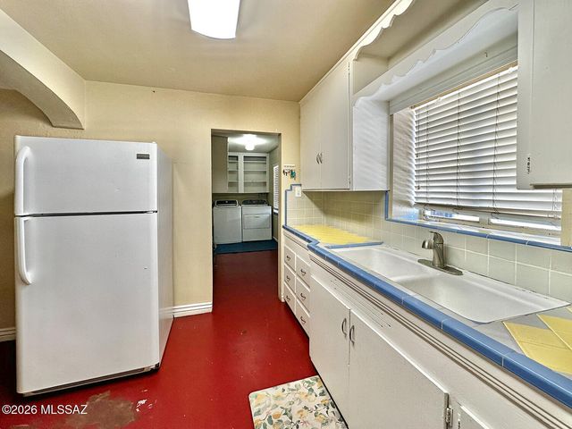 3018 E Seneca Street, Tucson, AZ 85716