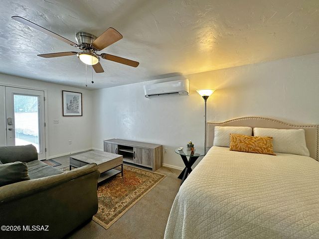 3018 E Seneca Street, Tucson, AZ 85716