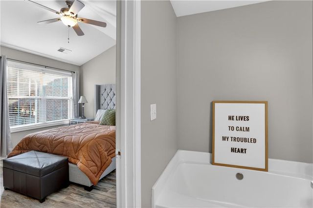2555 Flat Shoals Road 1304, Atlanta, GA 30349