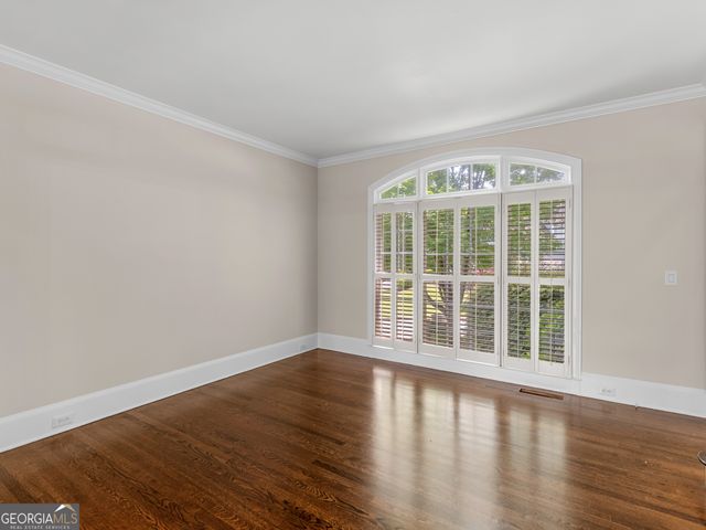 1524 Lake Cove, Atlanta, GA 30338