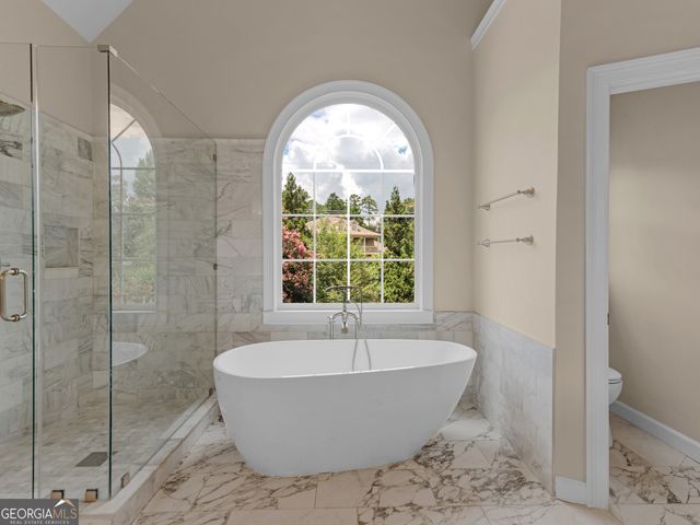1524 Lake Cove, Atlanta, GA 30338