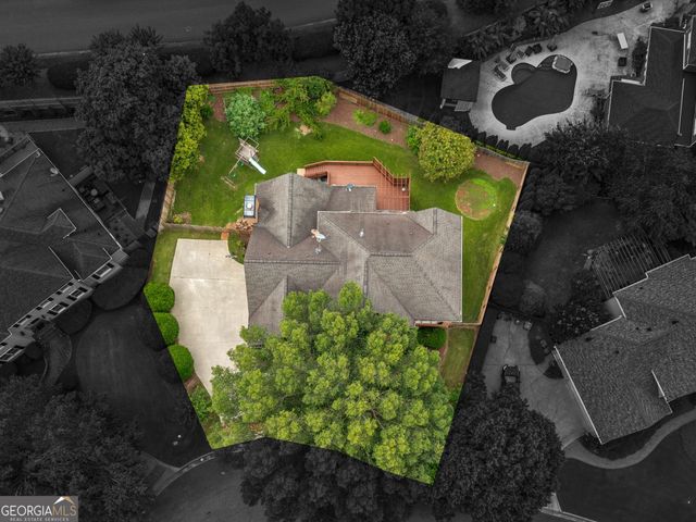 1524 Lake Cove, Atlanta, GA 30338