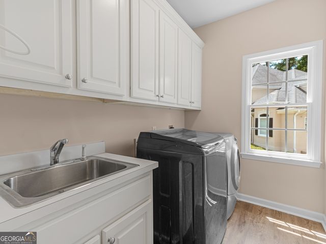 1524 Lake Cove, Atlanta, GA 30338