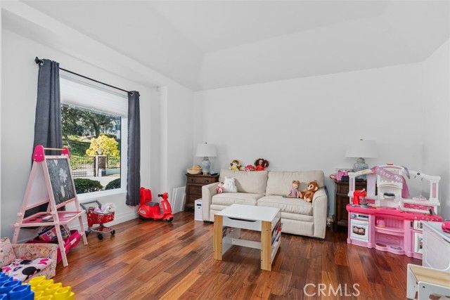 23762 Via Monte, Laguna Hills, CA 92679