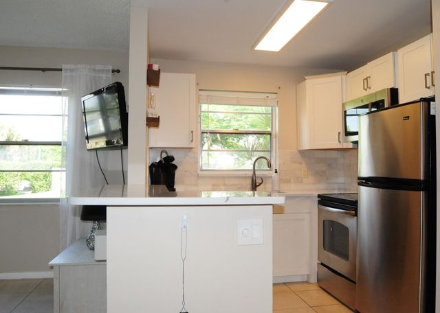 1 Newport A 1, Deerfield Beach, FL 33442