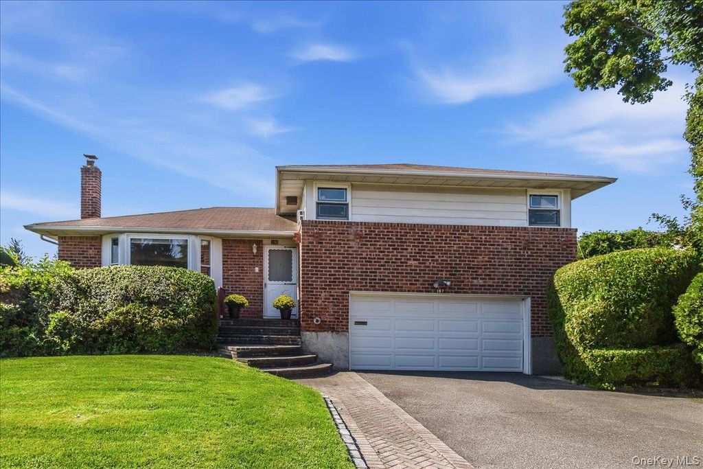 197 Stephen Street, Levittown, NY 11756 — exterior