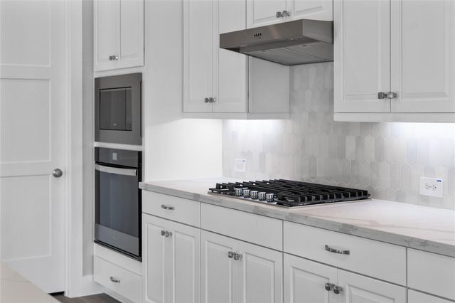 9122 Petroglyph Point Court, Porter, TX 77365