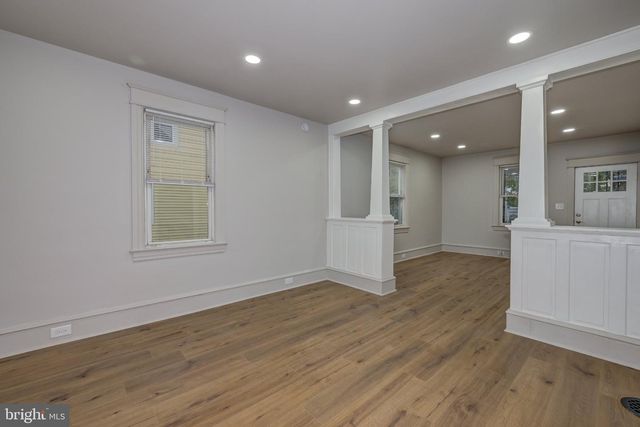 531 GREENWICH AVE, Paulsboro, NJ 08066