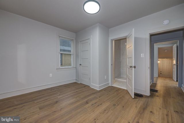531 GREENWICH AVE, Paulsboro, NJ 08066