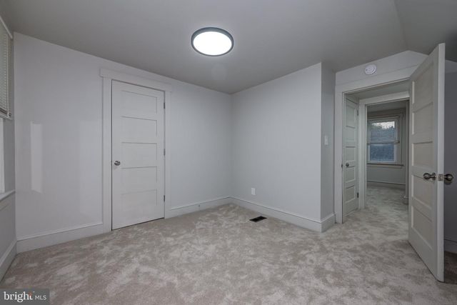 531 GREENWICH AVE, Paulsboro, NJ 08066