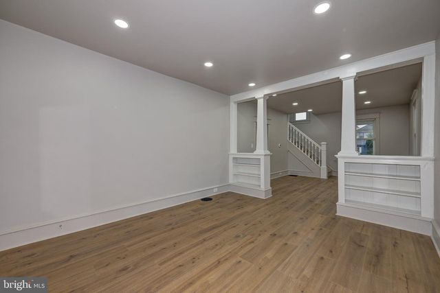 531 GREENWICH AVE, Paulsboro, NJ 08066