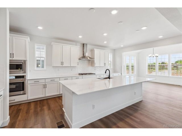 8605 Yellowcress St, Littleton, CO 80125