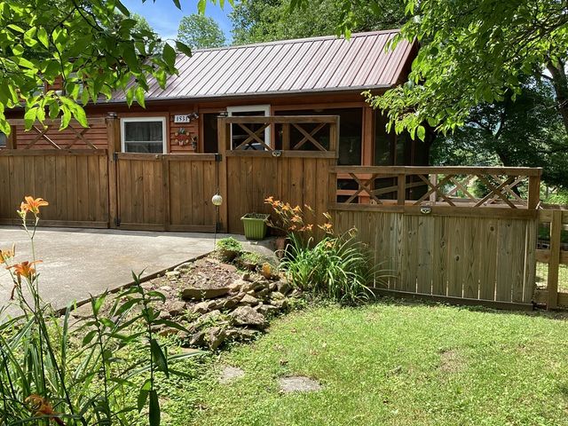 1531 Mountain Village Drive, Hiawassee, GA 30546