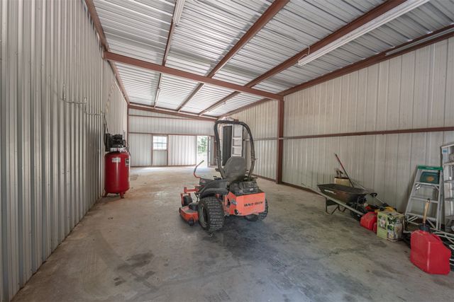 129 Rs County Road 2222, Emory, TX 75440