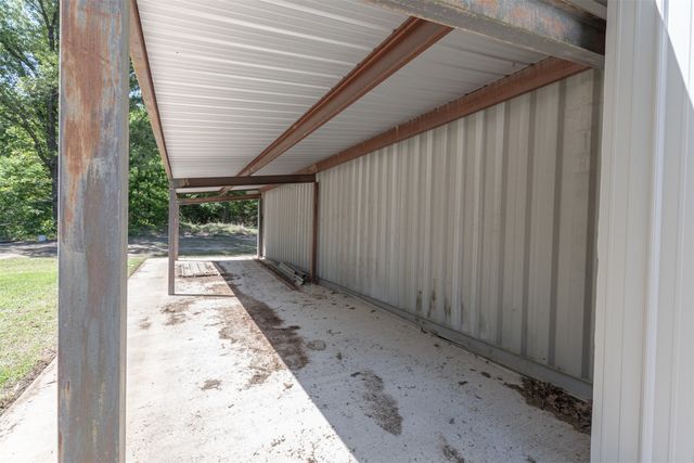 129 Rs County Road 2222, Emory, TX 75440