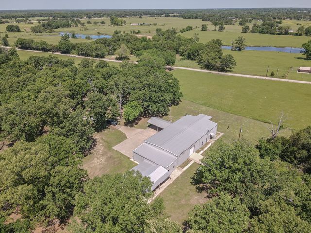 129 Rs County Road 2222, Emory, TX 75440