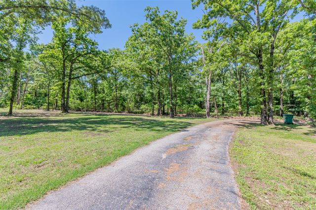 129 Rs County Road 2222, Emory, TX 75440