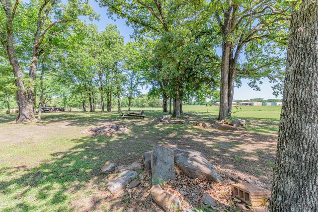 129 Rs County Road 2222, Emory, TX 75440