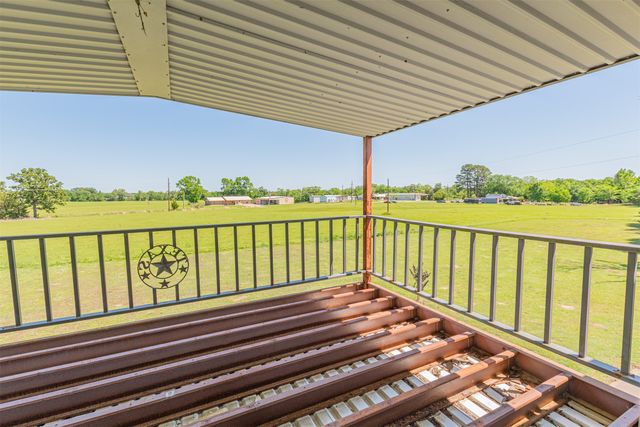 129 Rs County Road 2222, Emory, TX 75440