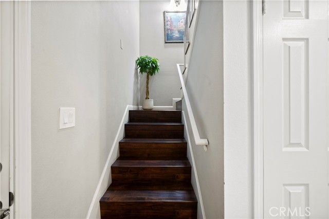 8435 Burnet 105, North Hills (los Angeles), CA 91343