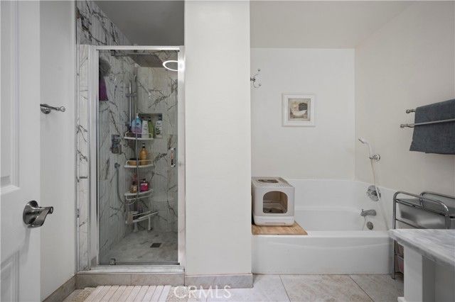 8435 Burnet 105, North Hills (los Angeles), CA 91343