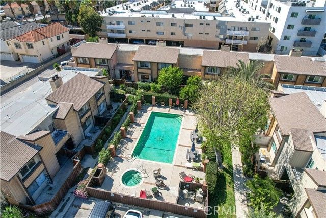 8435 Burnet 105, North Hills (los Angeles), CA 91343