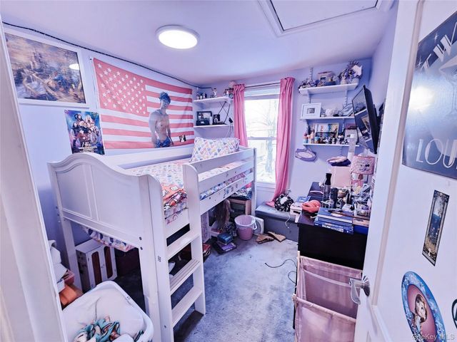 7757 76th Street, Glendale, NY 11385