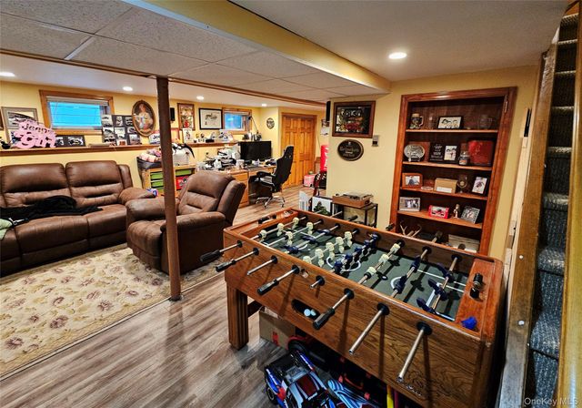 7757 76th Street, Glendale, NY 11385