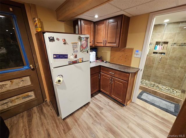 7757 76th Street, Glendale, NY 11385