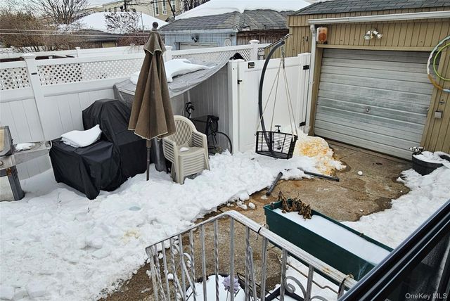 7757 76th Street, Glendale, NY 11385