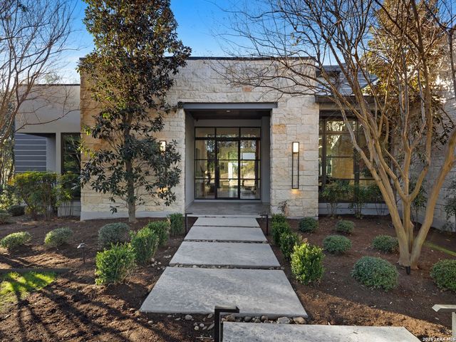 2 Via Aragon, San Antonio, TX 78257